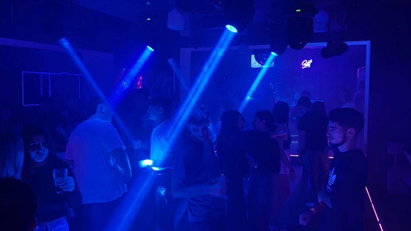 Le public d'une soirée Meet Party